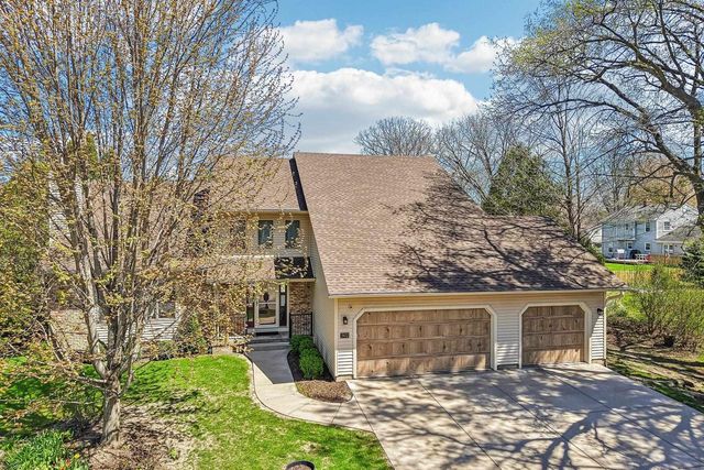 2832 Marledge Street, Fitchburg, WI 53711