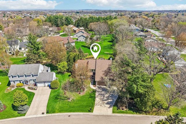 2832 Marledge Street, Fitchburg, WI 53711