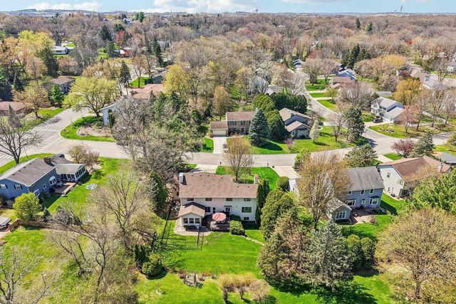 2832 Marledge Street, Fitchburg, WI 53711