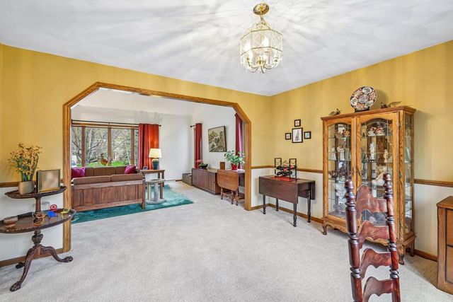 2832 Marledge Street, Fitchburg, WI 53711
