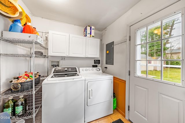 477 Bradford Road, Schenectady, NY 12304