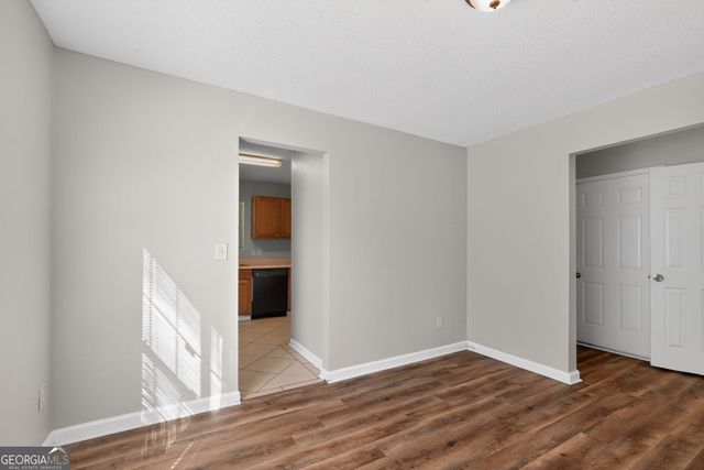 2404 Raven Circle, Lithonia, GA 30058