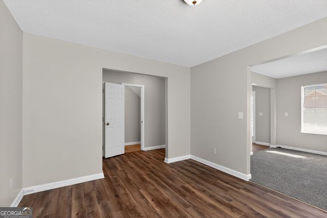 2404 Raven Circle, Lithonia, GA 30058