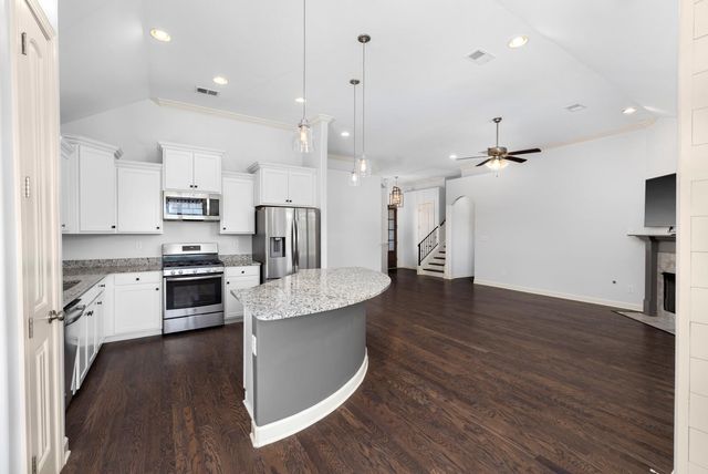 230 MISTY FIELDS RD, Oakland, TN 38060