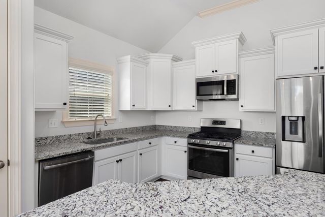 230 MISTY FIELDS RD, Oakland, TN 38060