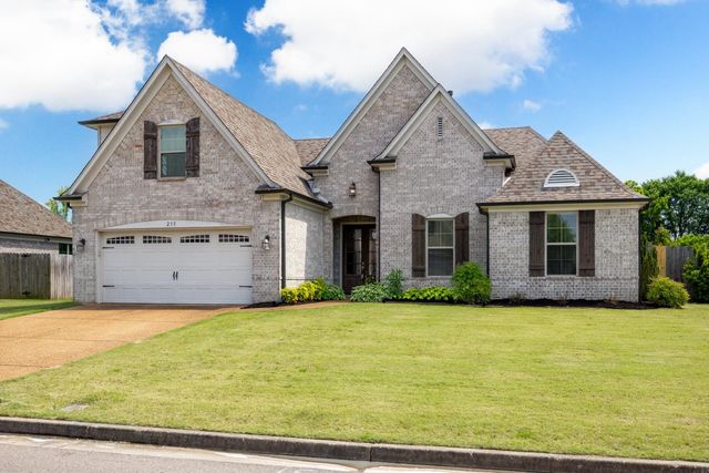 230 MISTY FIELDS RD, Oakland, TN 38060