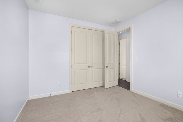 230 MISTY FIELDS RD, Oakland, TN 38060