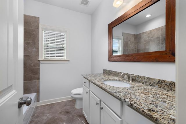 230 MISTY FIELDS RD, Oakland, TN 38060
