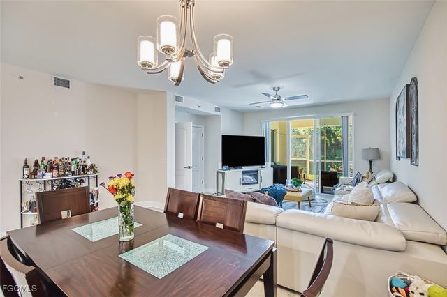 11021 Gulf Reflections DR 105, Fort Myers, FL 33908