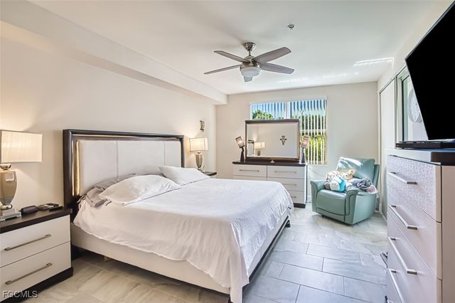 11021 Gulf Reflections DR 105, Fort Myers, FL 33908