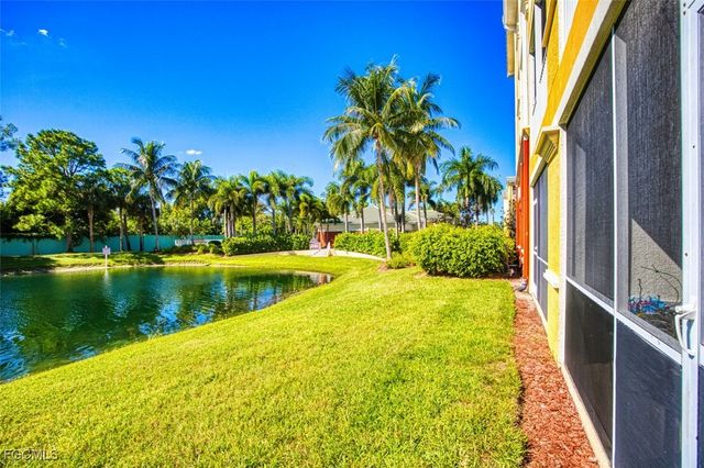 11021 Gulf Reflections DR 105, Fort Myers, FL 33908