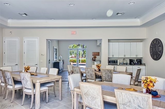 11021 Gulf Reflections DR 105, Fort Myers, FL 33908