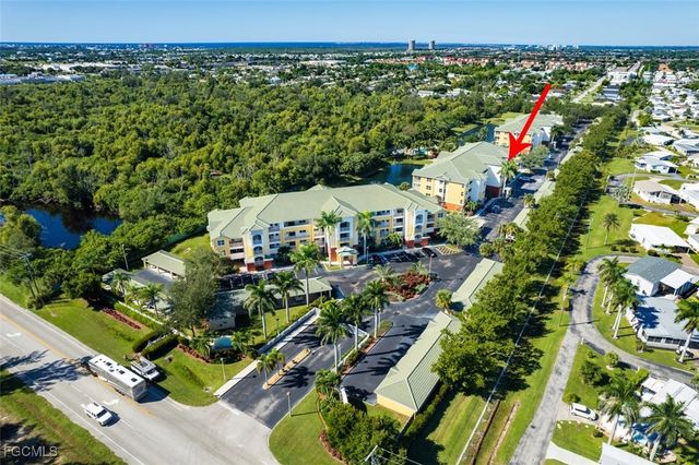 11021 Gulf Reflections DR 105, Fort Myers, FL 33908