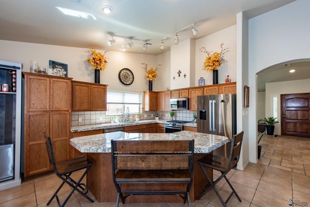 4560 W 27 Pl, Yuma, AZ 85364