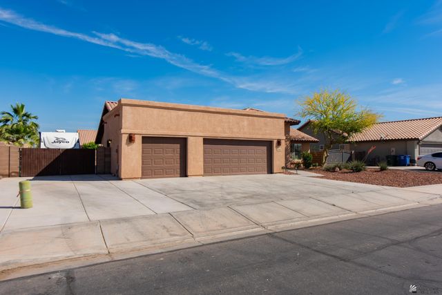 4560 W 27 Pl, Yuma, AZ 85364