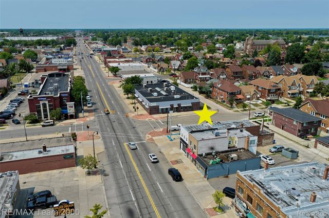 13134 W Warren Avenue, Dearborn, MI 48126