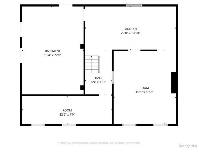 315 Ellington Avenue E, Garden City, NY 11530