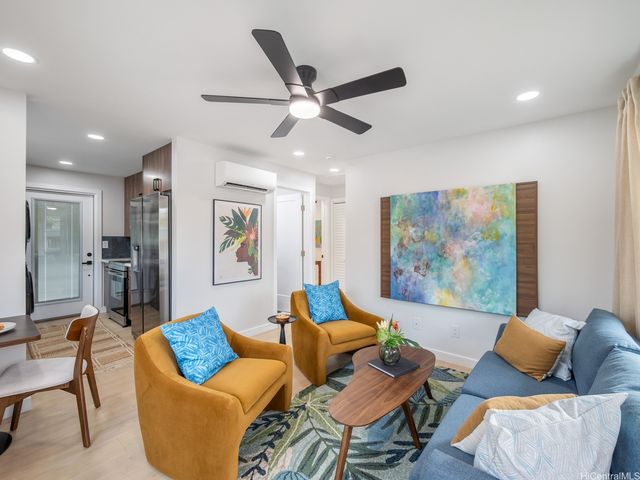 99-051 Ieie Place, Aiea, HI 96701