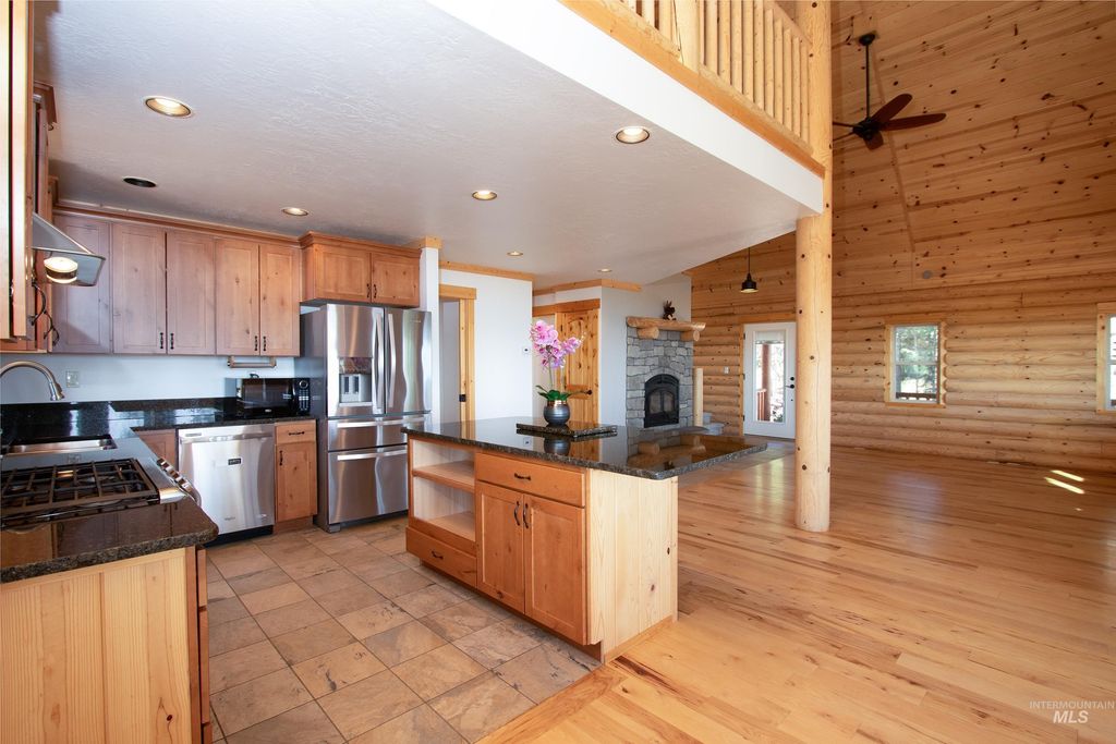 1539 West Mountain Rd, Donnelly, ID 83615 photo 17