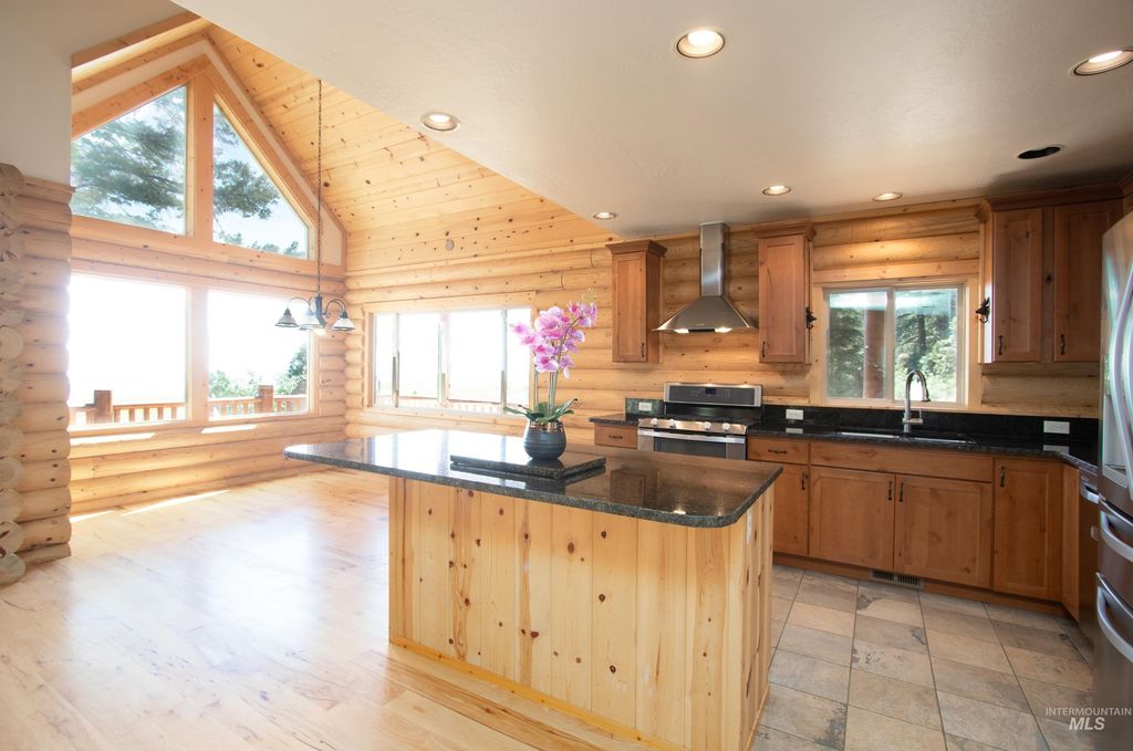 1539 West Mountain Rd, Donnelly, ID 83615 photo 18