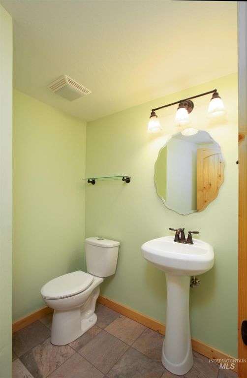 1539 West Mountain Rd, Donnelly, ID 83615 photo 24