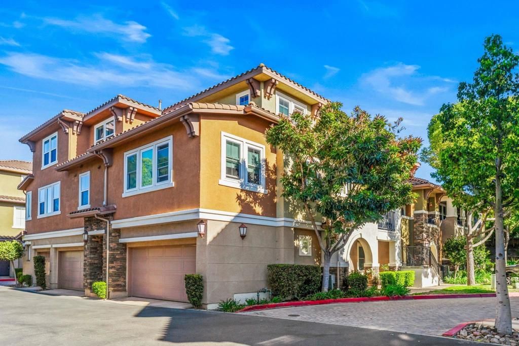14 via montisi, Santee, CA 92071 — exterior