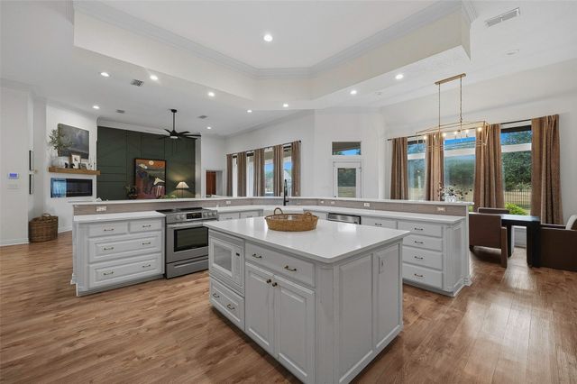 106 Bear Path Trail, Fort Worth, TX 76126