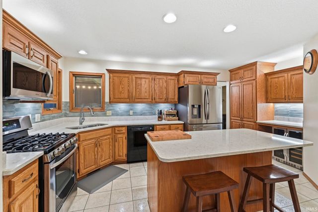 335 Northwest Passage Trail, Fort Wayne, IN 46825