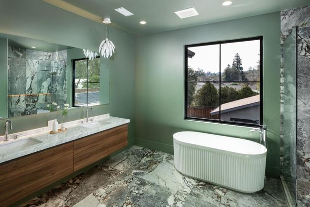 1866 Valparaiso Avenue, Menlo Park, CA 94025