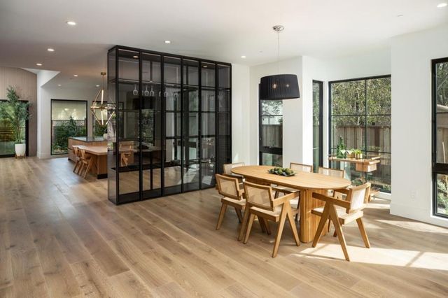 1866 Valparaiso Avenue, Menlo Park, CA 94025