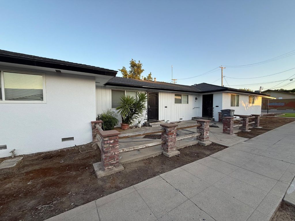 Image 1 of property listing at 1205 F Street, Reedley, CA 93654