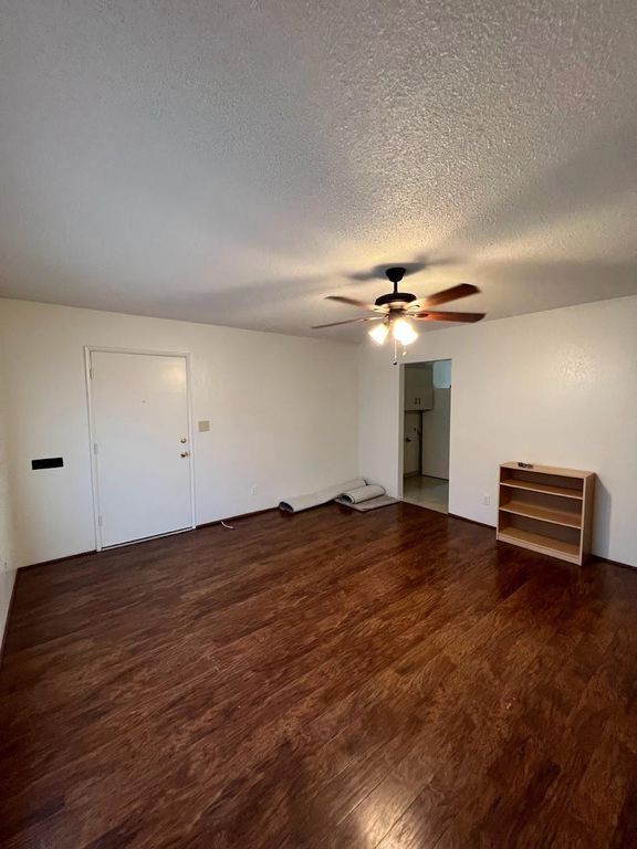 Image 27 of property listing at 1205 F Street, Reedley, CA 93654