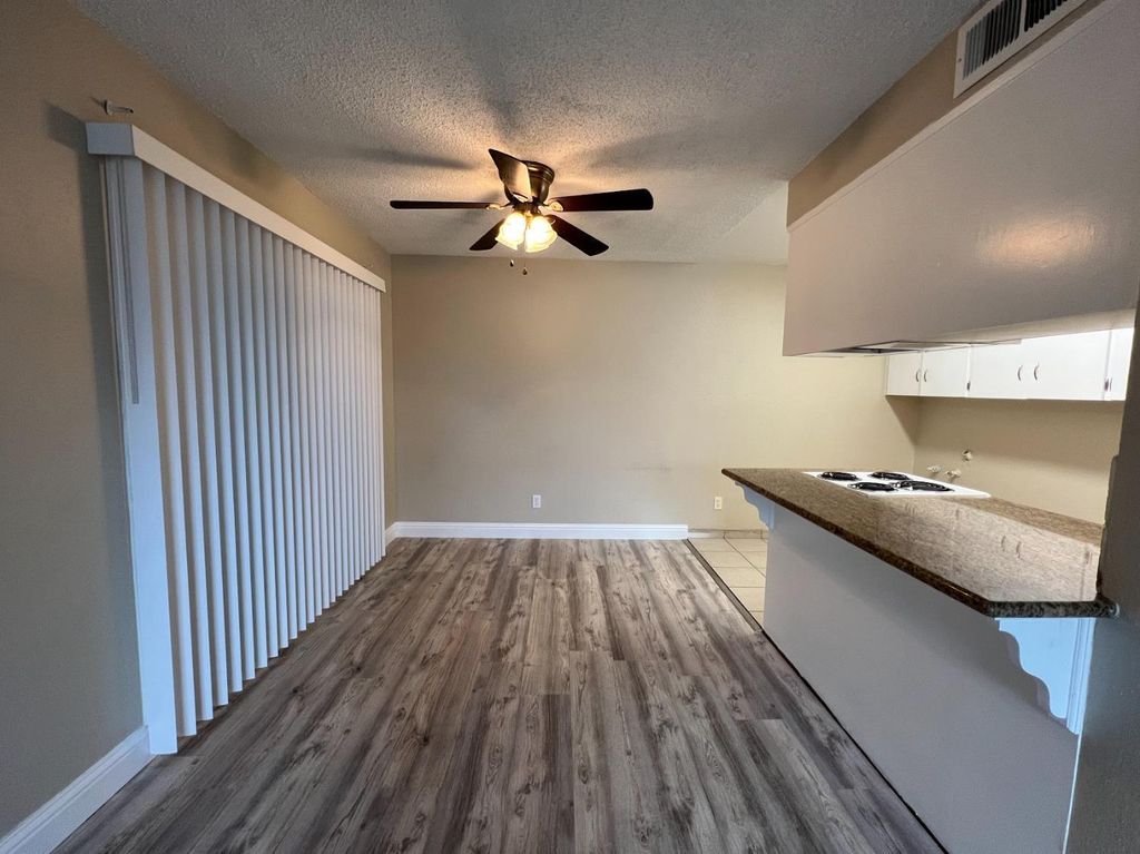Image 9 of property listing at 1205 F Street, Reedley, CA 93654