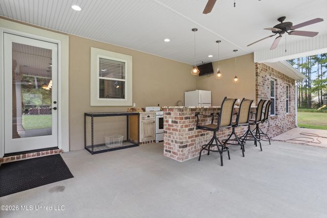 22345 Blackwell Farm Road, Saucier, MS 39574