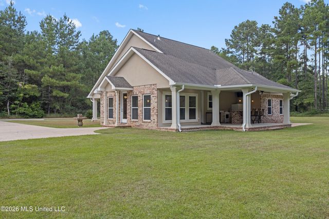 22345 Blackwell Farm Road, Saucier, MS 39574