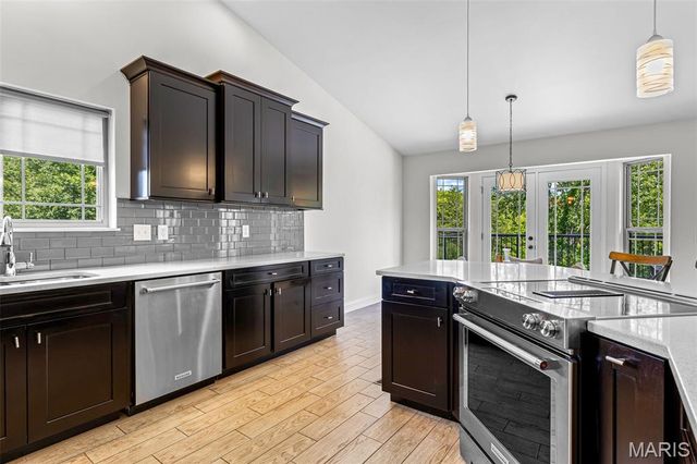 4425 Johnson Ridge Estates Road, Bloomsdale, MO 63627