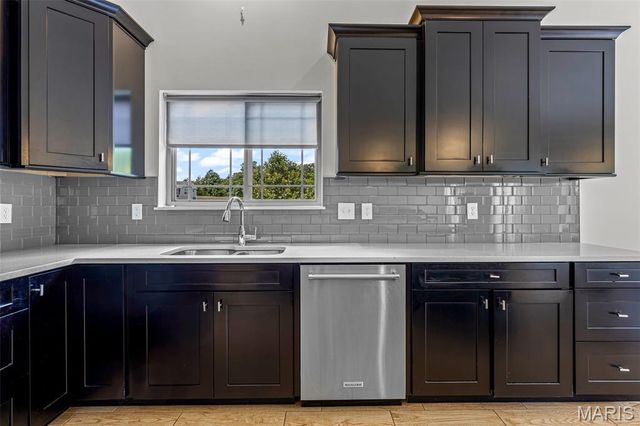 4425 Johnson Ridge Estates Road, Bloomsdale, MO 63627