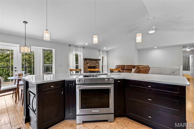 4425 Johnson Ridge Estates Road, Bloomsdale, MO 63627