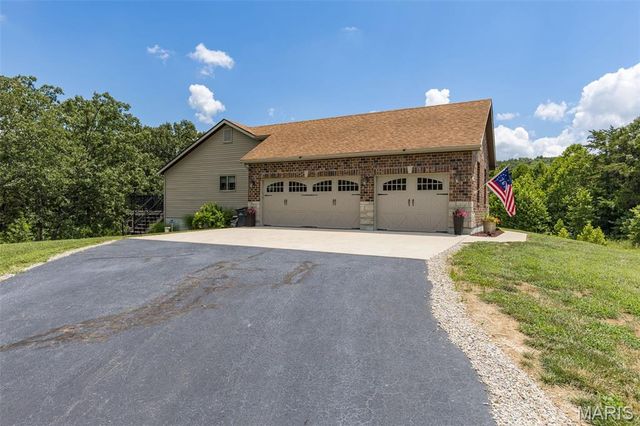 4425 Johnson Ridge Estates Road, Bloomsdale, MO 63627