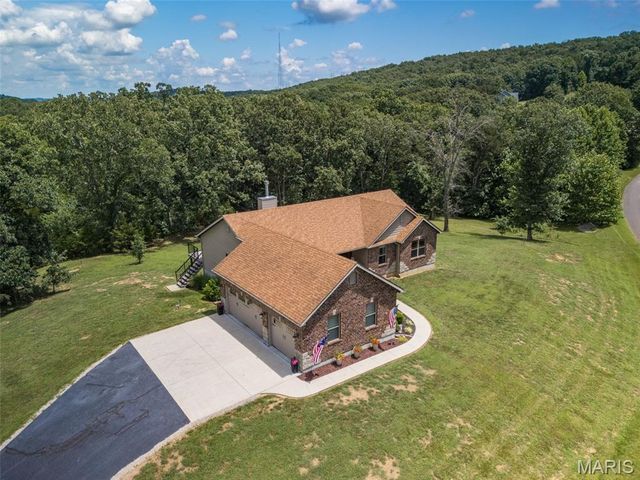 4425 Johnson Ridge Estates Road, Bloomsdale, MO 63627