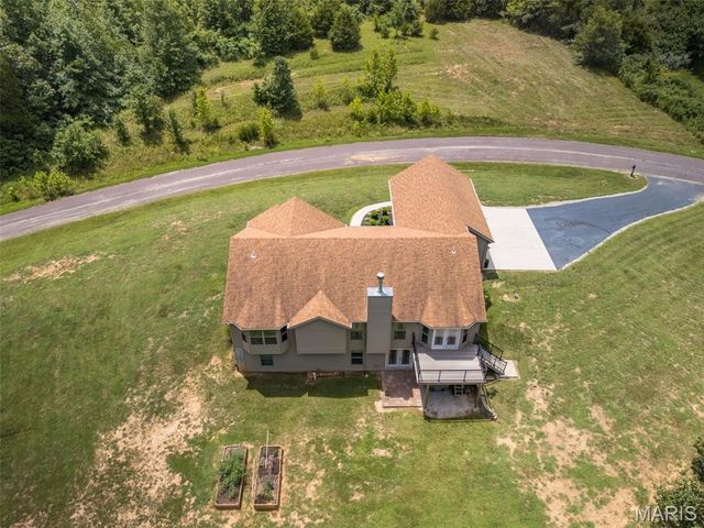 4425 Johnson Ridge Estates Road, Bloomsdale, MO 63627