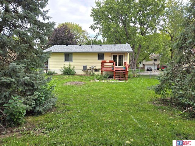 817 W Leon Drive, Lincoln, NE 68521