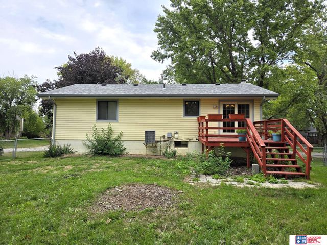 817 W Leon Drive, Lincoln, NE 68521