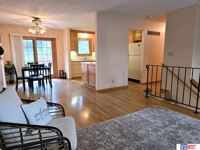 817 W Leon Drive, Lincoln, NE 68521