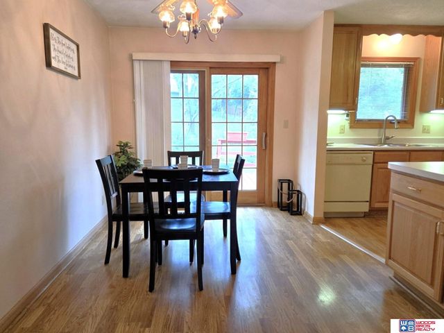 817 W Leon Drive, Lincoln, NE 68521
