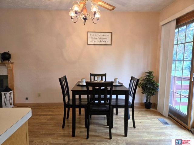 817 W Leon Drive, Lincoln, NE 68521