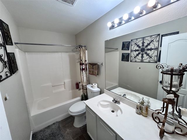 1216 Rio Vista Drive, Desoto, TX 75115