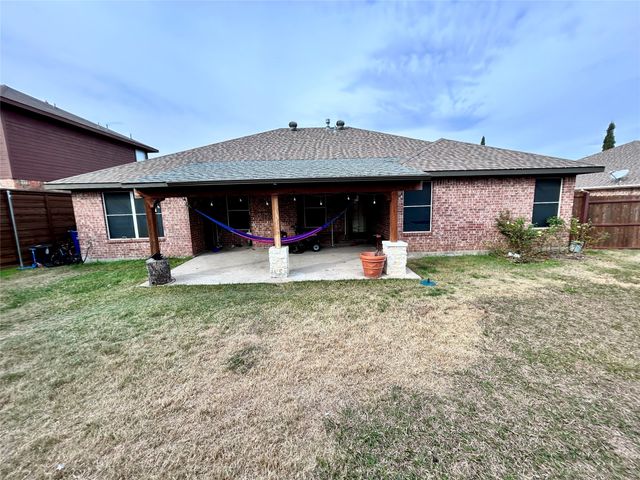 1216 Rio Vista Drive, Desoto, TX 75115