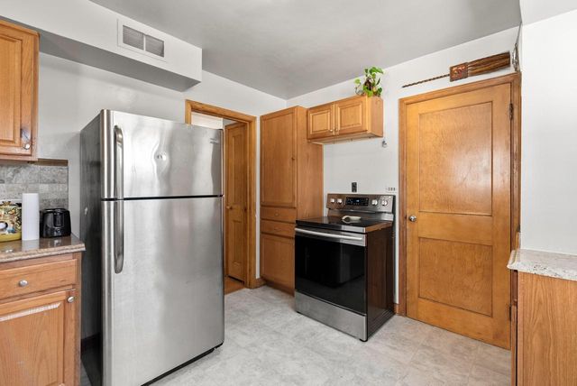 425 N Webster STREET, Port Washington, WI 53074