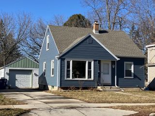 425 N Webster STREET, Port Washington, WI 53074